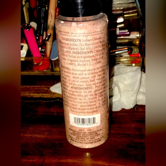 Crystal Waters Rose Scented Bath Salt Crystals - Picture 2 of 4